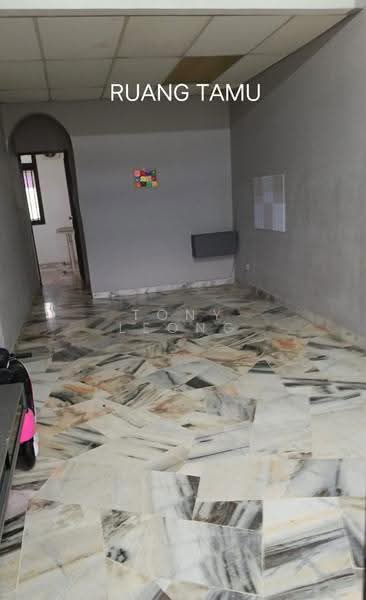 Townhouse for Rent in Taman Bukit Teratai (Ampang) - Tony Leong - Living Room - PropertyGuru.com.my