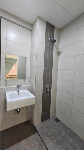 Condominium for Rent at Lake Point Residence - Mark Lee - Bathroom - PropertyGuru.com.my