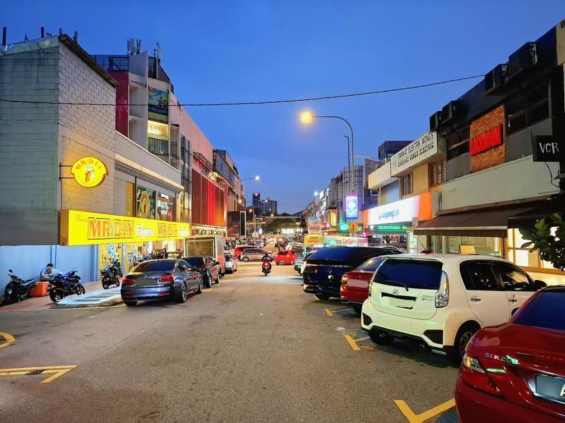 Shop for Rent in Bangsar (Kuala Lumpur) - Charis Lee - Exterior - PropertyGuru.com.my