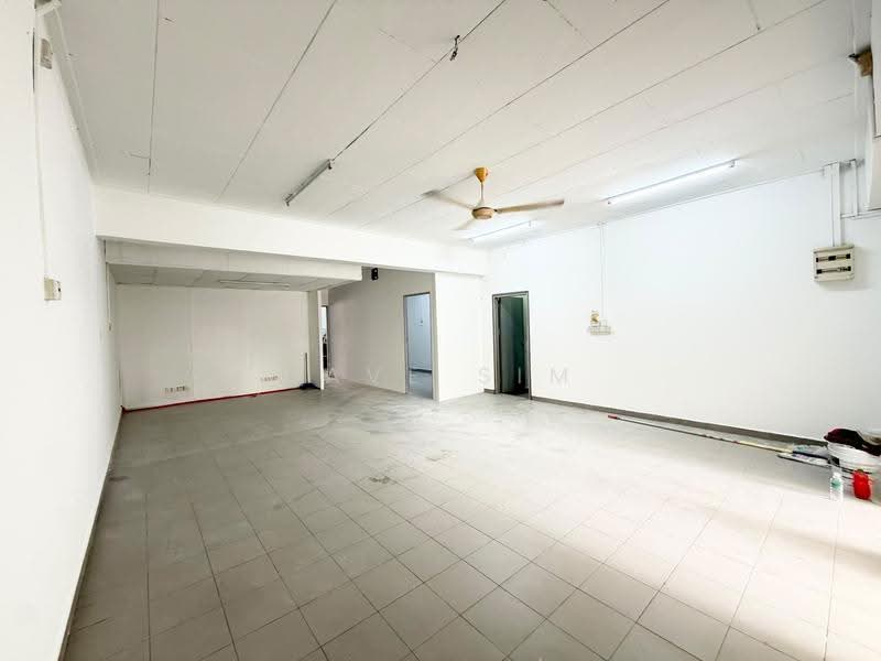 Kedai / Pejabat untuk Disewa di Taman Molek (Johor Bahru) - Dave Sim - PropertyGuru.com.my