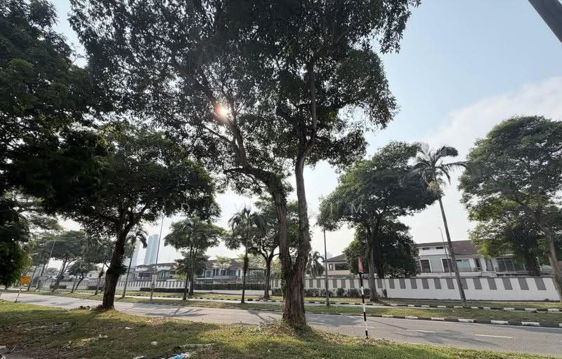 Kedai / Pejabat untuk Disewa di Taman Molek (Johor Bahru) - Dave Sim - PropertyGuru.com.my