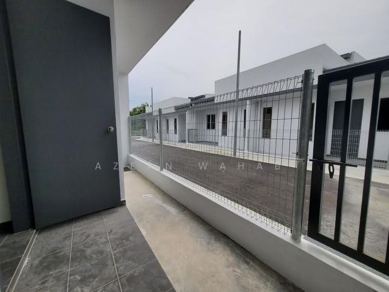 1-storey Terraced House for Sale in Dengkil (Selangor) - Azean Wahab - Exterior - PropertyGuru.com.my