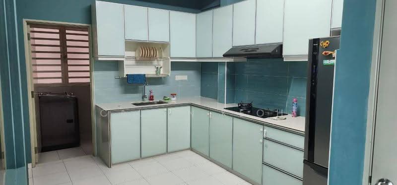 Kondominium untuk Dijual di One World 1 - Calvin Keoh - Kitchen - PropertyGuru.com.my