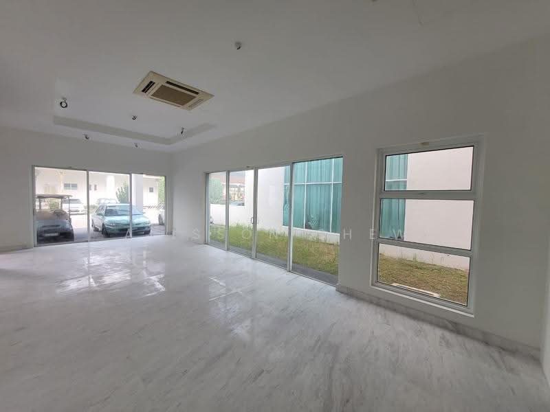 Bungalow House for Sale in Tanjung Bungah (Penang) - Alisson Chew - Living Room - PropertyGuru.com.my