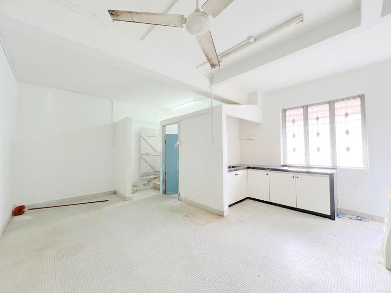 Rumah Teres 2-Tingkat untuk Dijual di Ayer Itam (Penang) - Angie Khoo - Kitchen - PropertyGuru.com.my