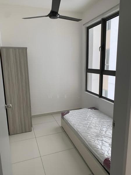 Kediaman Servis untuk Disewa di Kenwingston Platz - Wee . - Bedroom - PropertyGuru.com.my