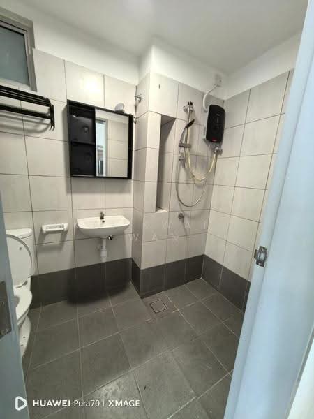Condominium for Rent at MiNest Residence - Kai kwang Wan - Bathroom - PropertyGuru.com.my