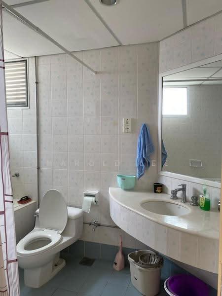 Condominium for Rent at Mutiara Villa Condominium - Harold Lee - Bathroom - PropertyGuru.com.my