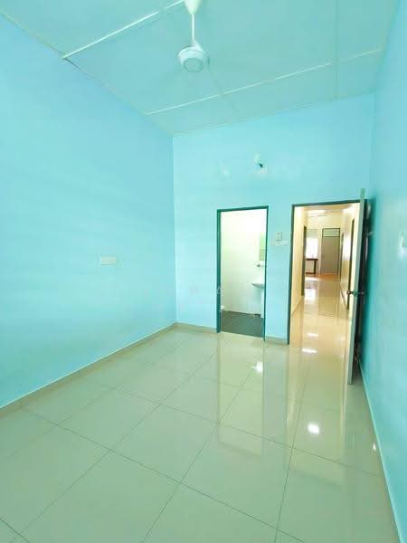 1-storey Terraced House for Sale in Perkampungan Pandan Perdana (Kuantan) - Idham Che'Ali - Interior - PropertyGuru.com.my
