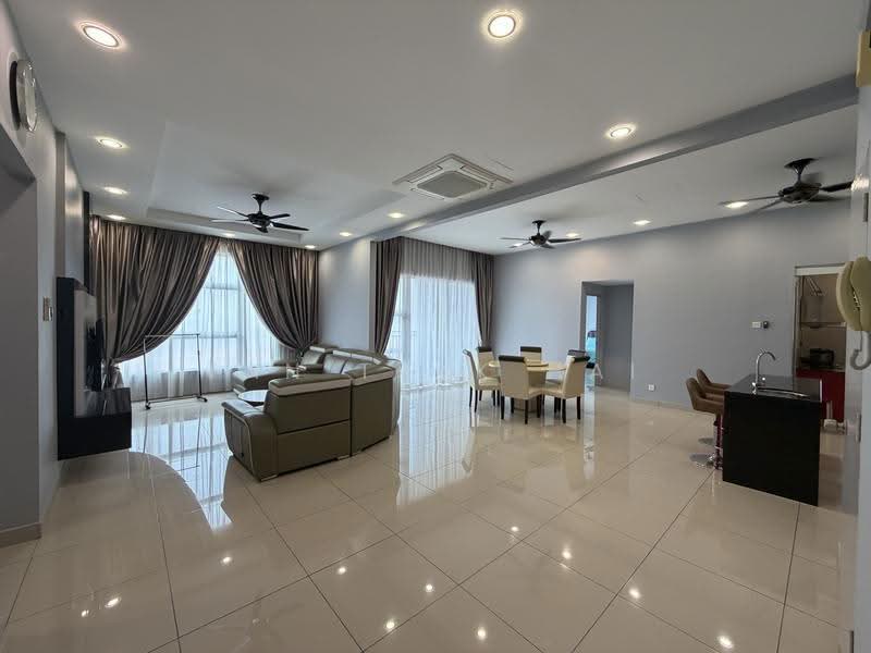 Apartment for Sale at D'Rich Executive Suites - Tan Teak Hai - Living Room - PropertyGuru.com.my