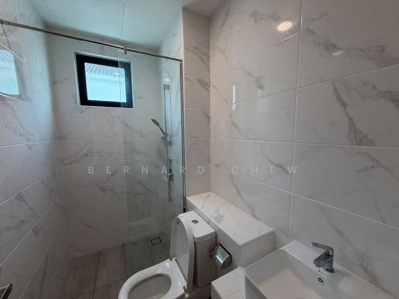 Semi-Detached House for Rent in Bandar Cassia (Batu Kawan) - Bernard Chew - Bathroom - PropertyGuru.com.my