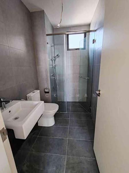 Kediaman Servis untuk Dijual di Sunway Avila Residences - Jack Chan - Bathroom - PropertyGuru.com.my