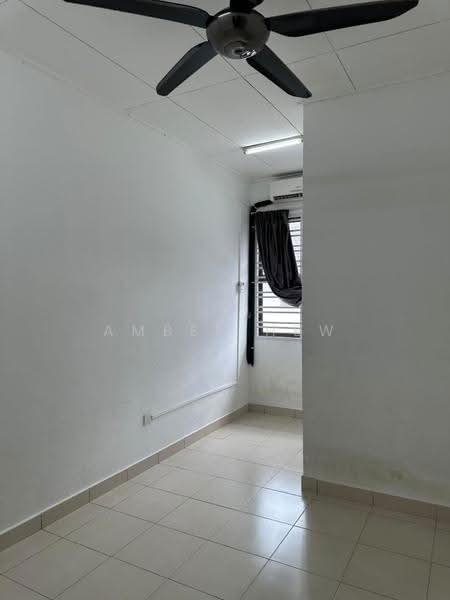 2-storey Terraced House for Sale in Bandar Tiram (Ulu Tiram) - Amber Hew - Interior - PropertyGuru.com.my