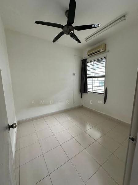 2-storey Terraced House for Sale in Bandar Tiram (Ulu Tiram) - Amber Hew - Interior - PropertyGuru.com.my