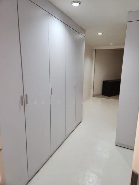 Kondominium untuk Disewa di Ukay Club Villas - Jeev Syds - Corridor - PropertyGuru.com.my