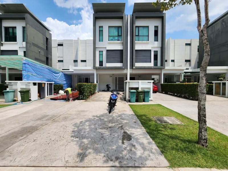 Rumah Berkembar untuk Dijual di Sunway Montana (Setapak) - Daphney Tai - Exterior - PropertyGuru.com.my