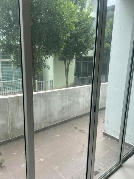 3-storey Terraced House for Sale in Setia Eco Cascadia (Tebrau) - Jane Ngoi - Balcony - PropertyGuru.com.my