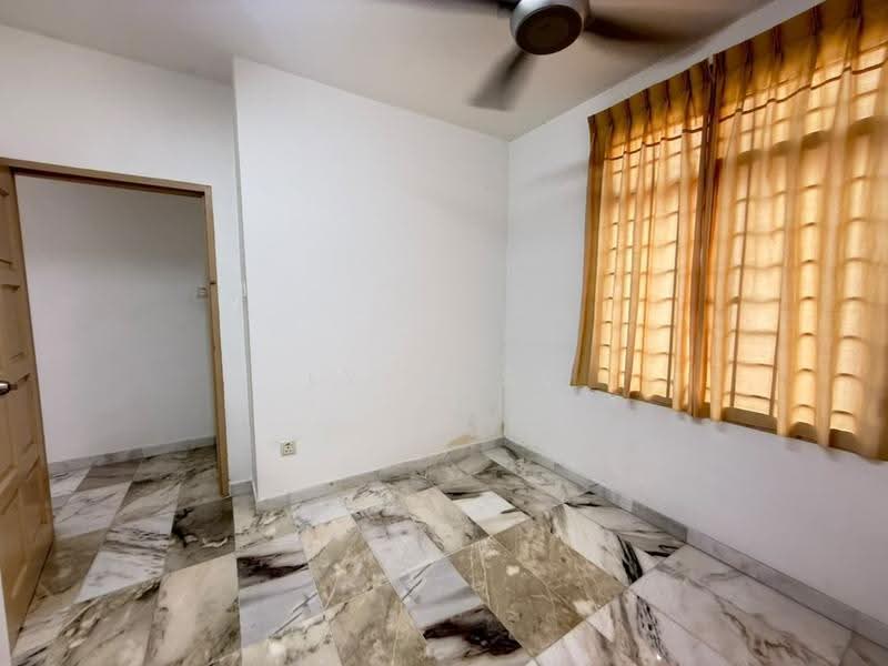 Rumah Teres 2-Tingkat untuk Dijual di Taman Tan Sri Yaacob (Johor Bahru) - Lynn SL - Interior - PropertyGuru.com.my