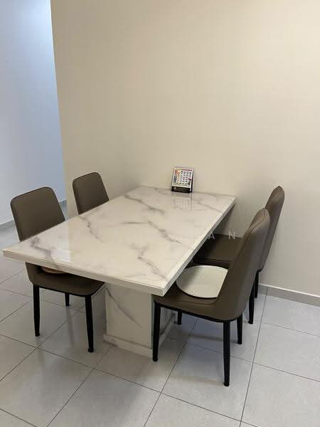 Kondominium untuk Disewa di Havana Beach Residences - Pheng Han - Dining Room - PropertyGuru.com.my