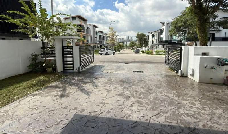 Rumah Banglo untuk Dijual di Bandar Sungai Long (Selangor) - Soon Sheng Law - Exterior - PropertyGuru.com.my