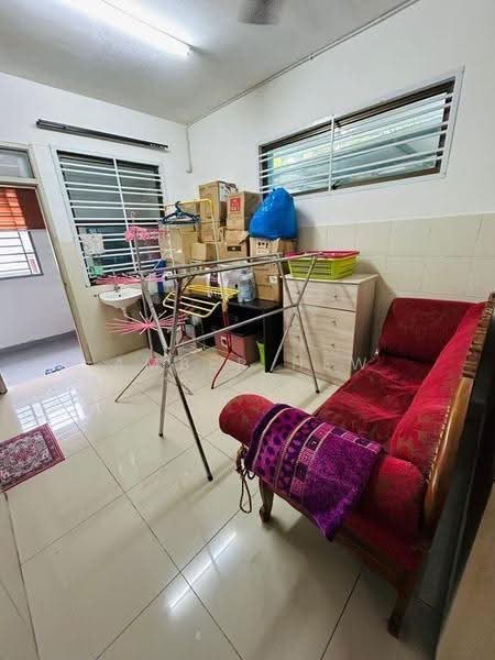 2-storey Terraced House for Sale in Bandar Tiram (Ulu Tiram) - Amber Hew - Interior - PropertyGuru.com.my