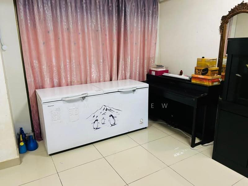 2-storey Terraced House for Sale in Bandar Tiram (Ulu Tiram) - Amber Hew - Interior - PropertyGuru.com.my