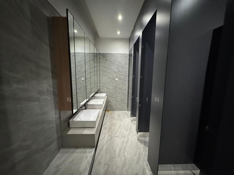 Kedai untuk Disewa di Jelutong (Penang) - Ng Jit Sin - Bathroom - PropertyGuru.com.my