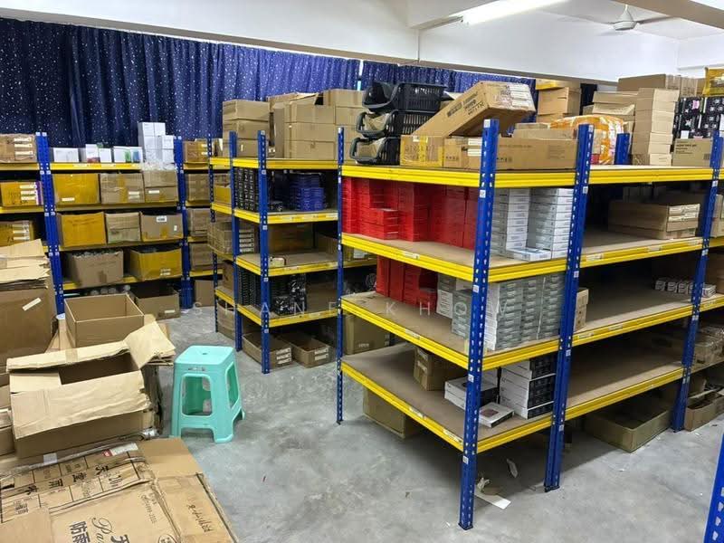 Warehouse for Rent in Bukit Kemuning (Shah Alam) - Shane Khow - Interior - PropertyGuru.com.my
