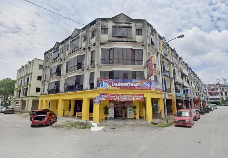 Kedai / Pejabat untuk Dijual di Taman Kajang Utama (Kajang) - Kenny Ng Moom Siang - Exterior - PropertyGuru.com.my