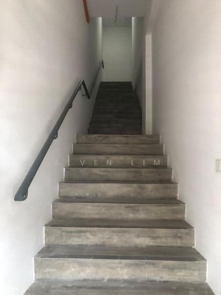 Shop / Office for Rent in Taman Sri Sinar (Segambut) - Alven Lim - Corridor - PropertyGuru.com.my