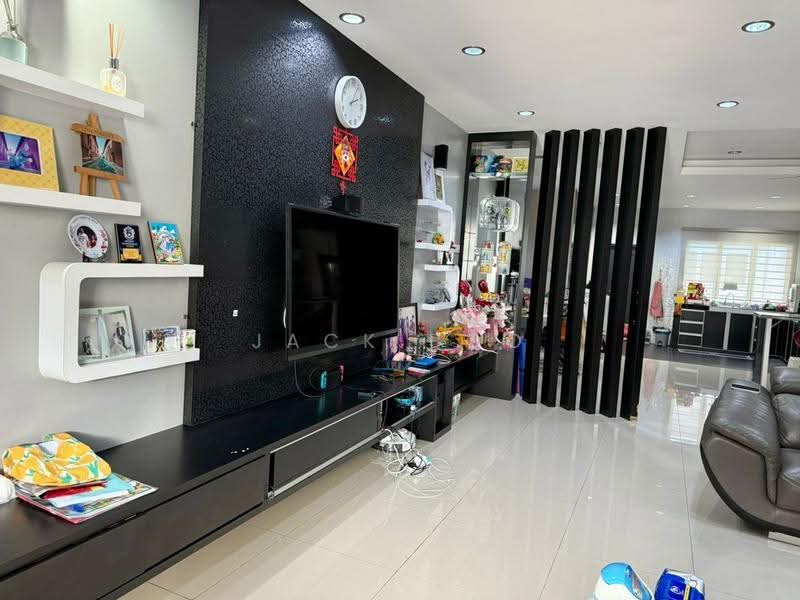 2-storey Terraced House for Sale in Bandar Botanic (Klang) - Jack Boo - Living Room - PropertyGuru.com.my