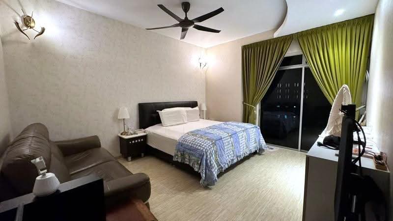Condominium for Sale at Indah Samudra Condominium - Karl Lim - Bedroom - PropertyGuru.com.my