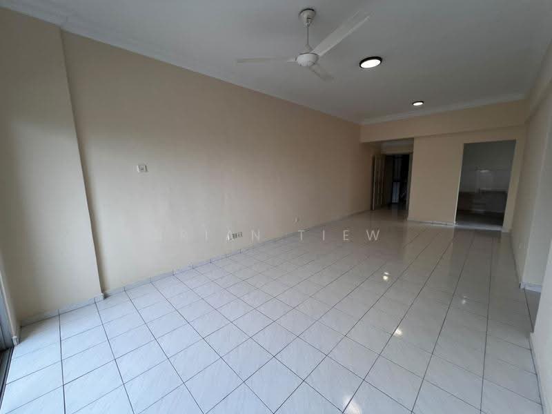 Apartment for Rent at Jalil Damai Apartments - Brian Tiew - Living Room - PropertyGuru.com.my