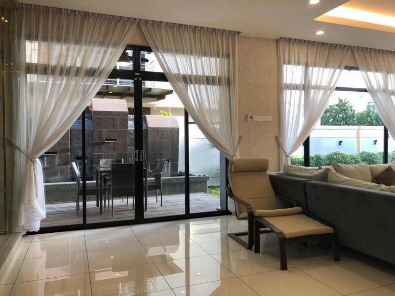 Semi-Detached House for Rent in Taman Desa Tebrau (Tebrau) - Li Wei - Living Room - PropertyGuru.com.my