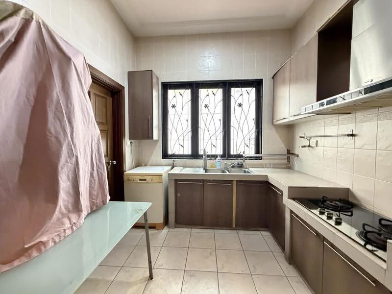 Rumah Berkembar untuk Dijual di Taman Sierra Seputeh (Seputeh) - Yumiko Kew - Kitchen - PropertyGuru.com.my