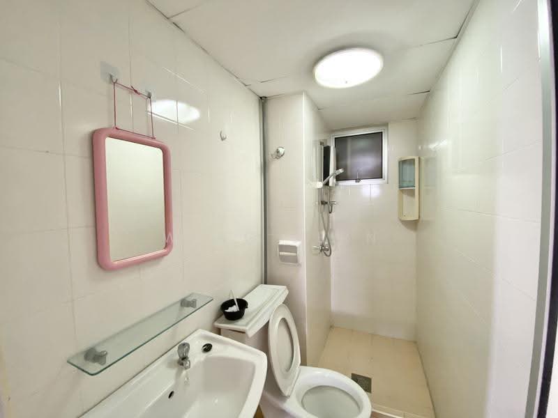 Condominium for Sale at Symphony Park - Weng Sern - Bathroom - PropertyGuru.com.my