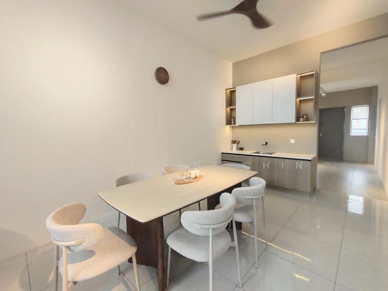 1-storey Terraced House for Sale in Ipoh (Perak) - Catherine Chin - Dining Room - PropertyGuru.com.my