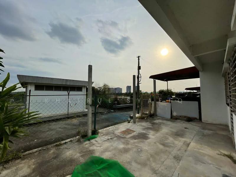 Rumah Teres 2-Tingkat untuk Dijual di Bandar Seri Coalfields (Sungai Buloh) - Khairul Syafiq - Exterior - PropertyGuru.com.my