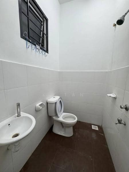 2-storey Terraced House for Sale in Taman Desa Idaman (Senai) - KS Tan - Bathroom - PropertyGuru.com.my