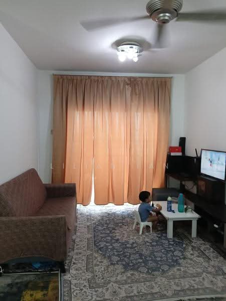 Apartment for Sale at Vista Pinggiran Apartment - Lilian Tan - Living Room - PropertyGuru.com.my