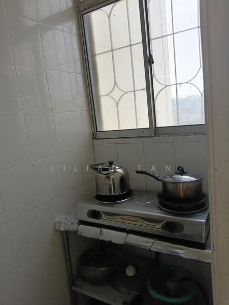 Apartment for Sale at Vista Pinggiran Apartment - Lilian Tan - Kitchen - PropertyGuru.com.my