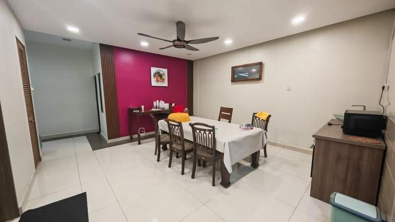 Rumah Berkembar untuk Dijual di Kipark Sri Utara (Batu) - GEE Lee - Dining Room - PropertyGuru.com.my
