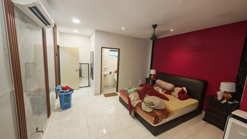 Rumah Berkembar untuk Dijual di Kipark Sri Utara (Batu) - GEE Lee - Bedroom - PropertyGuru.com.my