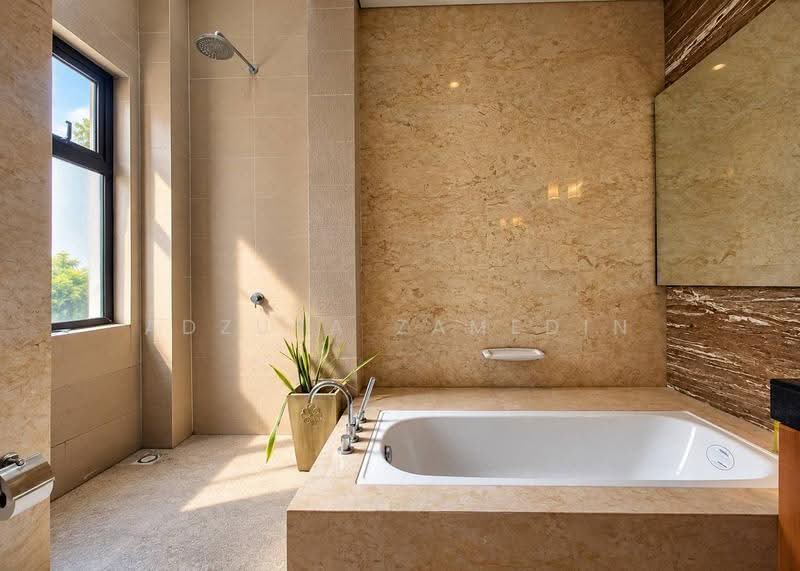 Semi-Detached House for Sale in Desa Sri Hartamas (Sri Hartamas) - Adzura Zamedin - Bathroom - PropertyGuru.com.my