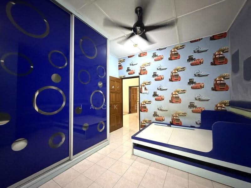 2-storey Terraced House for Sale in Bandar Bukit Tinggi 2 (Klang) - Jack Boo - Bedroom - PropertyGuru.com.my