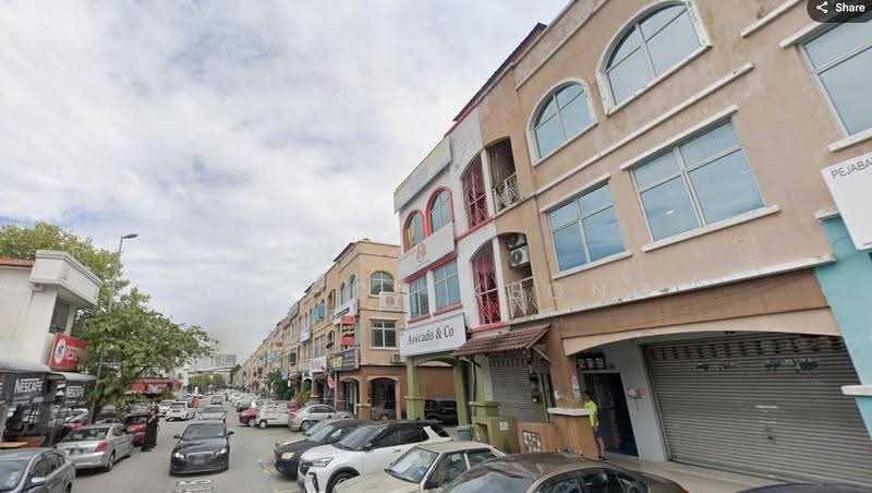 Shop / Office for Sale in Bandar Puteri Puchong (Puchong) - Ng Hon Keong - Exterior - PropertyGuru.com.my