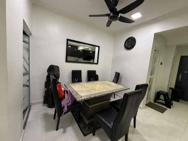 2-storey Terraced House for Sale in Bandar Country Homes (Rawang) - David Lee - Dining Room - PropertyGuru.com.my