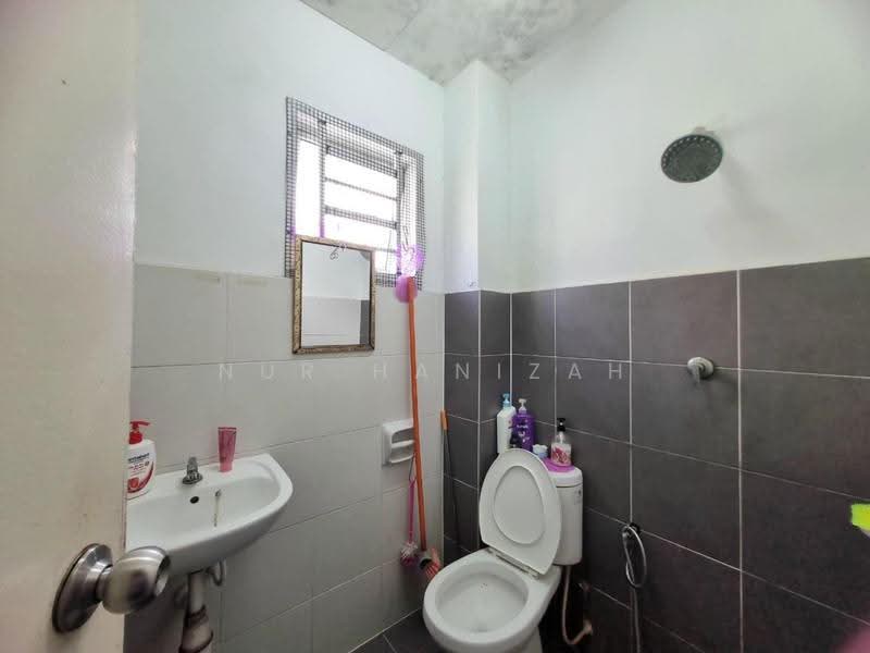 Rumah Kluster untuk Dijual di Shah Alam (Selangor) - Nur Hanizah - PropertyGuru.com.my