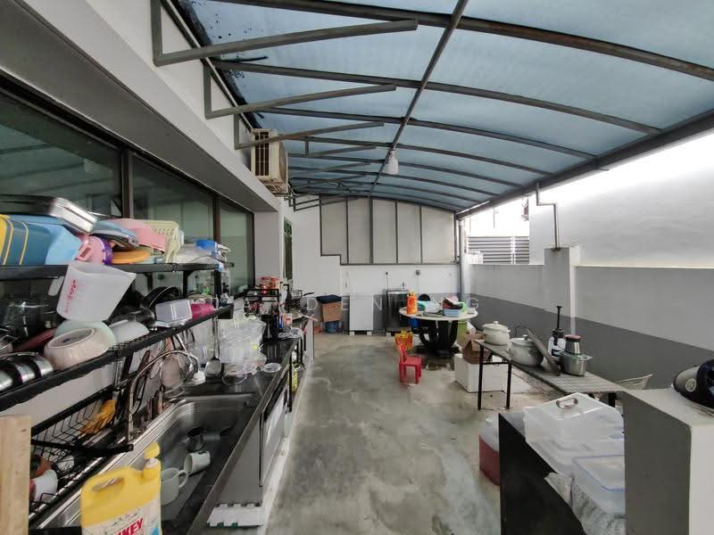 Rumah Kluster untuk Dijual di Taman Kota Masai (Pasir Gudang) - Jayden Ng - Kitchen - PropertyGuru.com.my