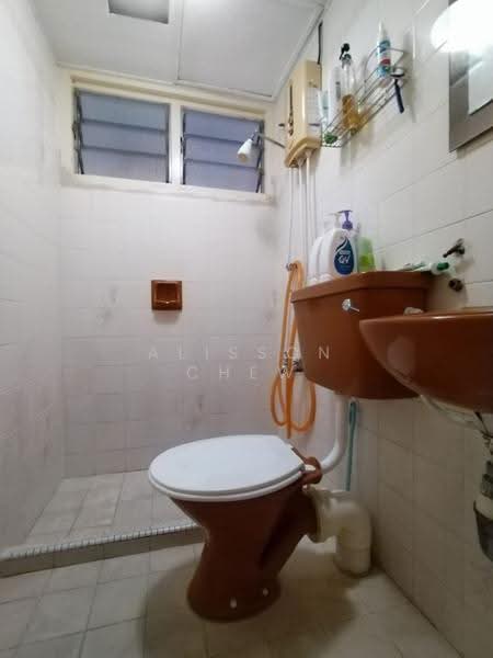 Apartment for Sale at Mutiara View - Alisson Chew - Bathroom - PropertyGuru.com.my
